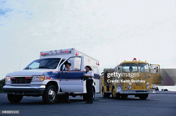 emergency vehicles - gibbs stockfoto's en -beelden