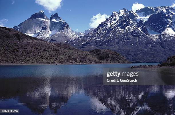 lago norgenskjold, patagonia - lago reflection stock pictures, royalty-free photos & images