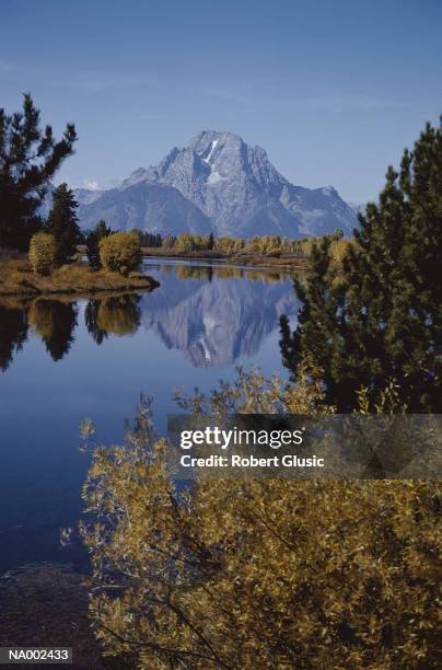 mountain reflection - 三日月湖 ストックフォトと画像