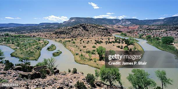 the rio chama, santa fe, new mexico - chama fotografías e imágenes de stock