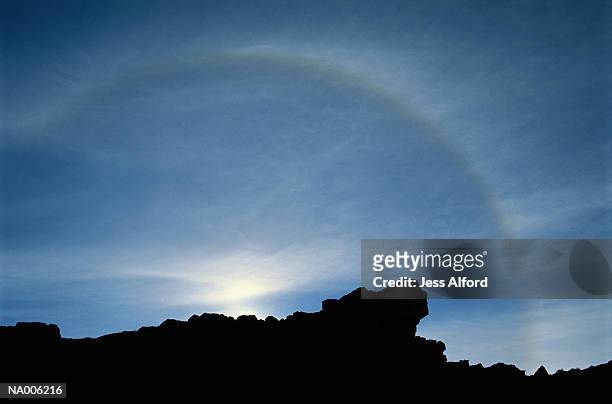 weather phenomenon at sunrise - light natural phenomenon stock pictures, royalty-free photos & images