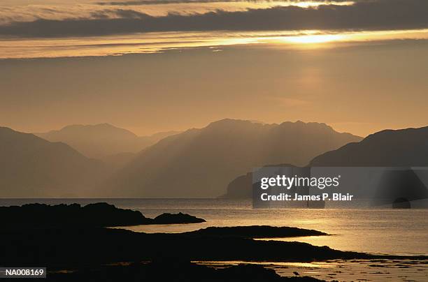 sunset at isle of skye - highland islands stock pictures, royalty-free photos & images