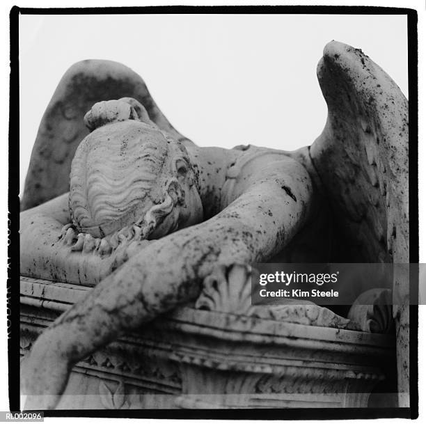 fallen angel statue -- detail - colma stock pictures, royalty-free photos & images