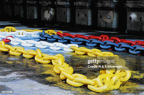 ship anchor chains - anchor chain stock pictures, royalty-free photos & images