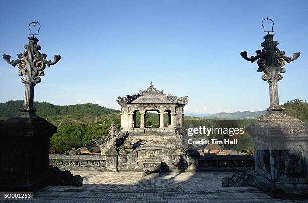 khai dinh tomb - thua thien hue province stock pictures, royalty-free photos & images