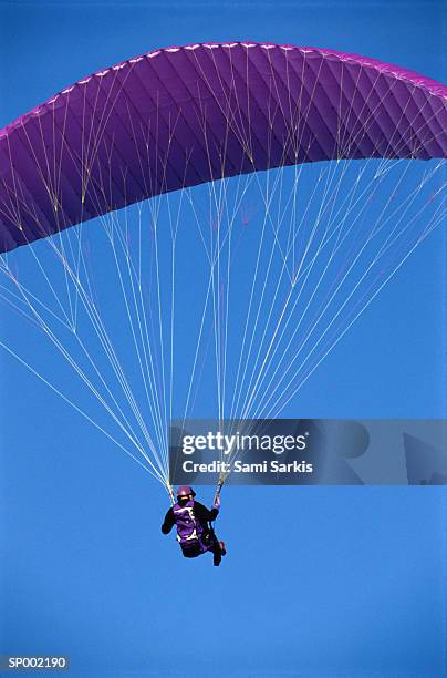 parasailing - luftsport stock-fotos und bilder