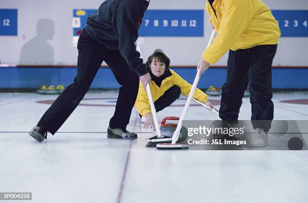 curling - curling - fotografias e filmes do acervo