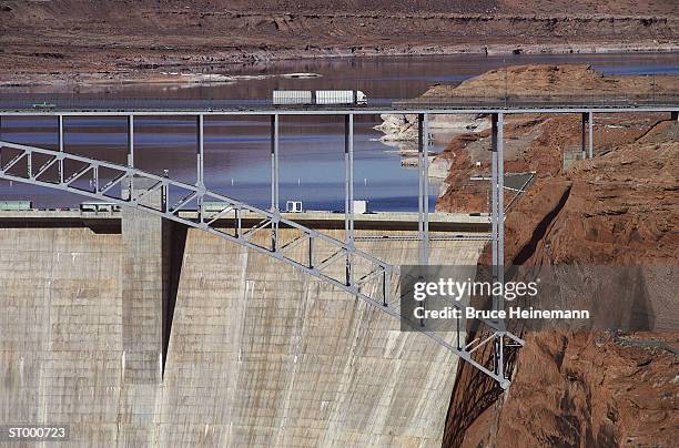 hydroelectric dam - 国立保養地 ストックフォトと画像