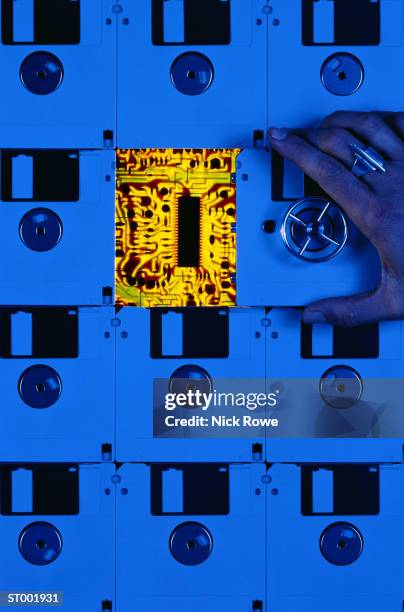 floppy disks and circuit board - nick stock-fotos und bilder