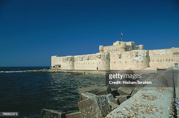 castle of qaitbay - ancient alexandria stock-fotos und bilder