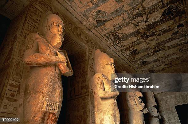 temple of ramses ii - ii stock pictures, royalty-free photos & images