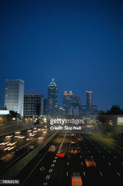 atlanta at night - atlanta skyline car stock pictures, royalty-free photos & images