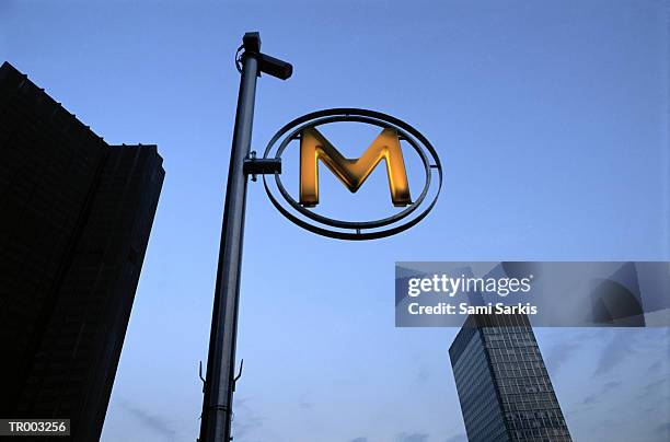 metro sign in paris - paris metro sign stock pictures, royalty-free photos & images