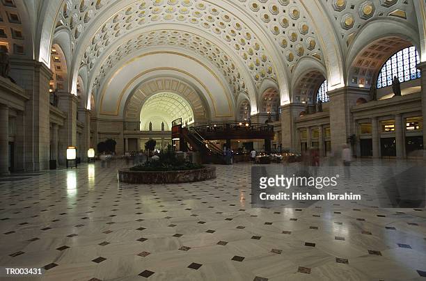 railway station - union station stock pictures, royalty-free photos & images
