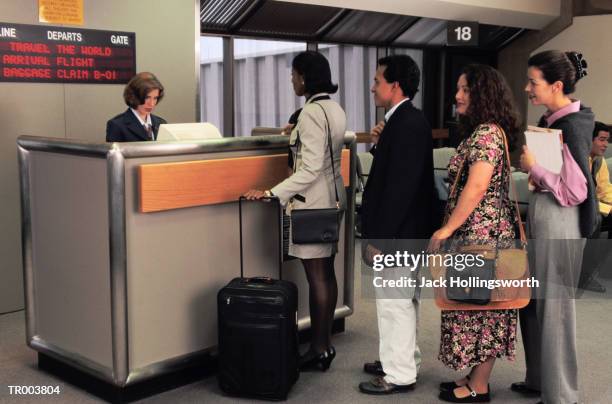 line at the check in desk - open roads world premiere of mothers day arrivals stockfoto's en -beelden