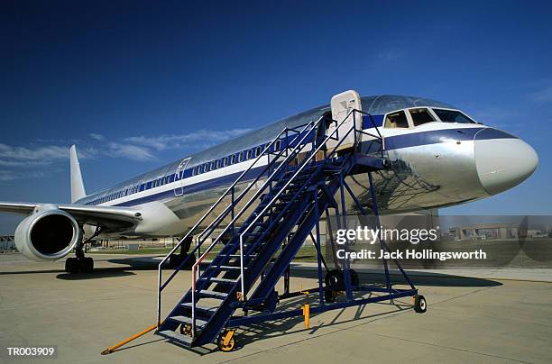 Loading Ramp Plane 697 Loading Ramp Stock Photos, High-Res Pictures, and Images - Getty Images