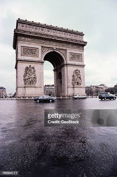 arc de triomphe, paris, france - paris rive droite photos et images de collection