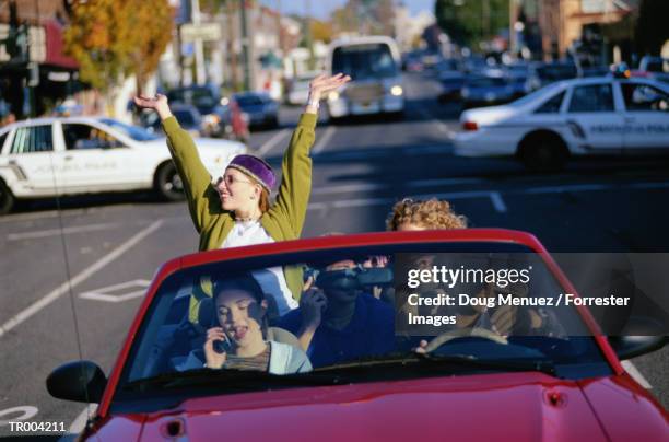 driving around in convertible - cruzeiro v cerro porteno copa bridgestone libertadores 2014 round of 16 stockfoto's en -beelden