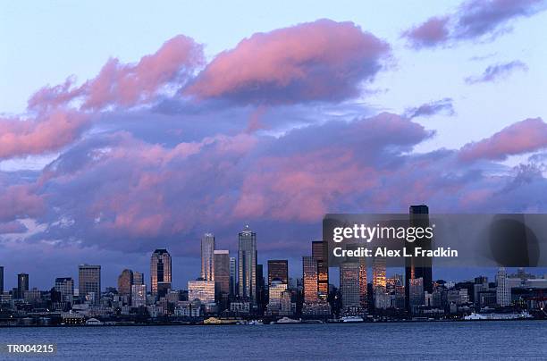 usa, washington state, seattle, skyline - state stockfoto's en -beelden