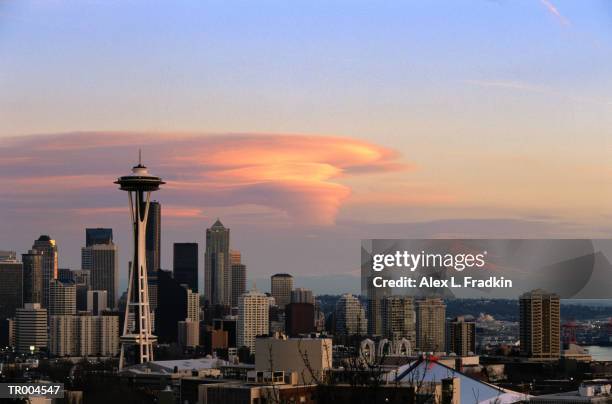 usa, washington state, seattle, skyline - seattle center - fotografias e filmes do acervo