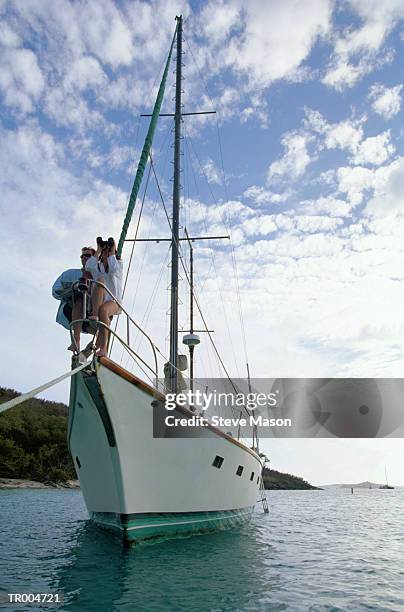 tropical sailing - peça de embarcação imagens e fotografias de stock
