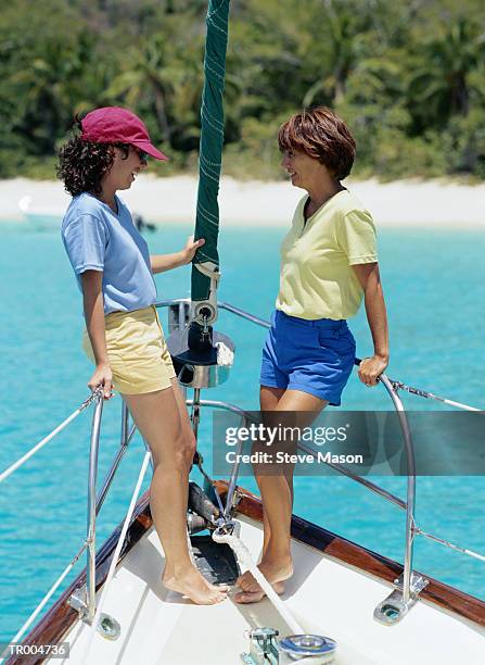 sailing on the sailboat - los angeles missions end of summer block party time to enjoy being a kid stockfoto's en -beelden