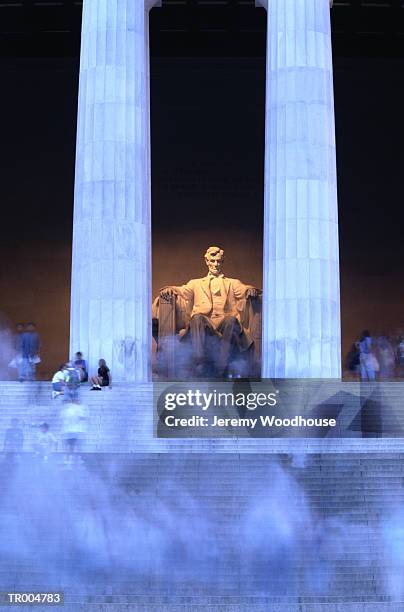 lincoln memorial - norwegian royal family attends the unveiling of a statue of king olav v in oslo stockfoto's en -beelden