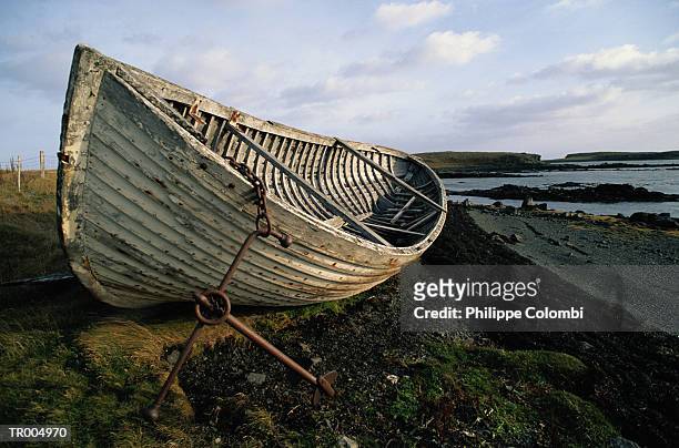 old boat - nautical vessel part foto e immagini stock