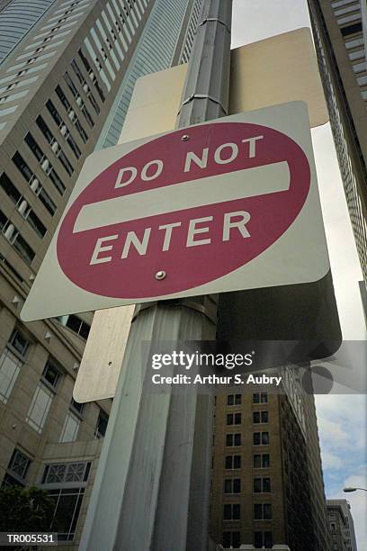 do not enter road sign - pope francis addresses joint meeting of u s congress stockfoto's en -beelden