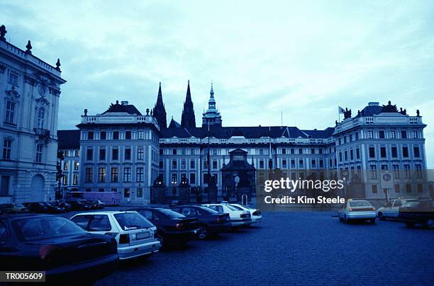 castle, prague - hradschin stock-fotos und bilder