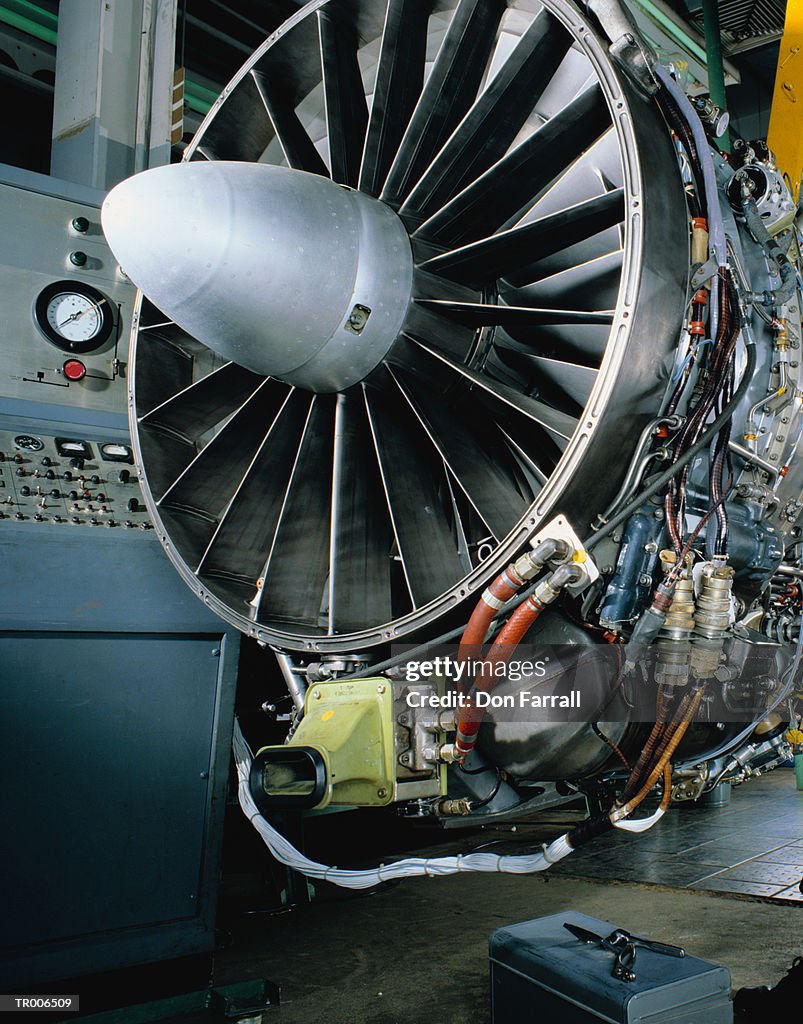 Jet Engine Maintenance High-Res Stock Photo - Getty Images