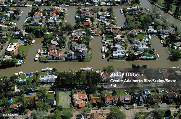 suburbs and canals -- buenos aires - provinz buenos aires stock-fotos und bilder