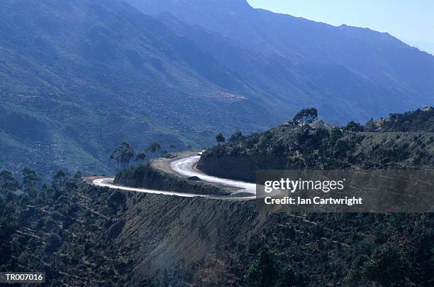 mountain road - the cinema society with lands end host a screening of open road films mothers day after party stockfoto's en -beelden