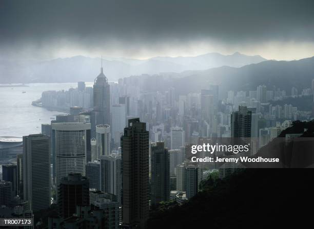 hong kong skyline - hong kong stockfoto's en -beelden