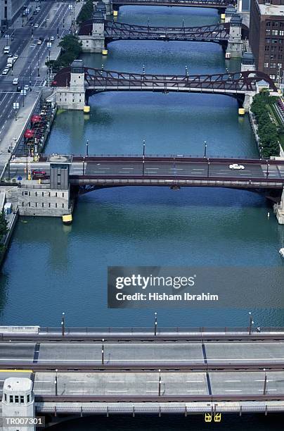 bridges across the chicago river - across stock pictures, royalty-free photos & images