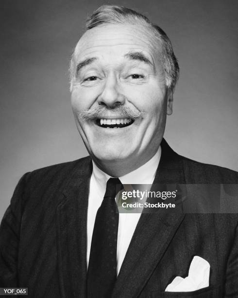 man smiling and posing - alleen oudere mannen stockfoto's en -beelden