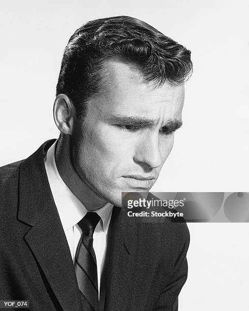 man looking concerned - only mid adult men stock pictures, royalty-free photos & images