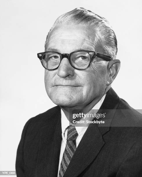 homem sorridente - só homens idosos imagens e fotografias de stock