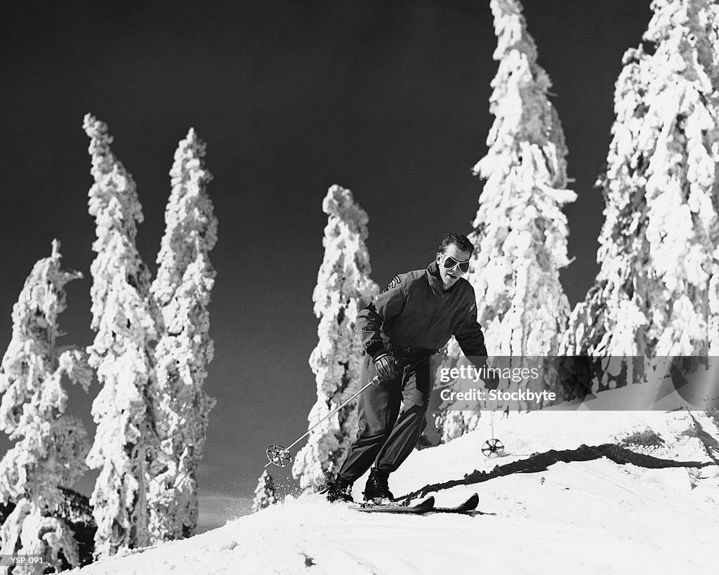 Man skiing