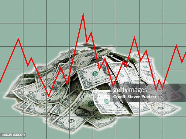 line graph and stack of notes - eén dollar amerikaanse dollar stockfoto's en -beelden