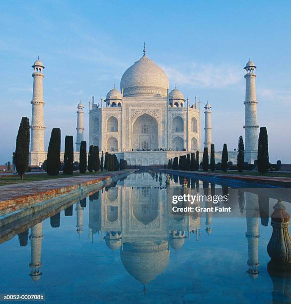 taj mahal - taj mahal stock pictures, royalty-free photos & images