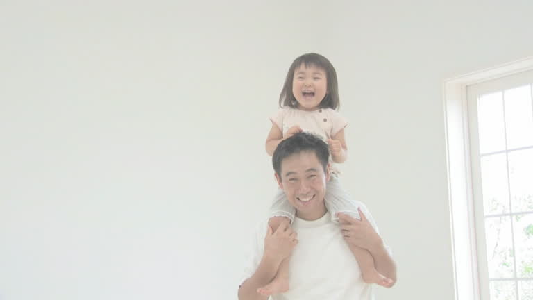 Shoulder Ride Man Videos and HD Footage - Getty Images