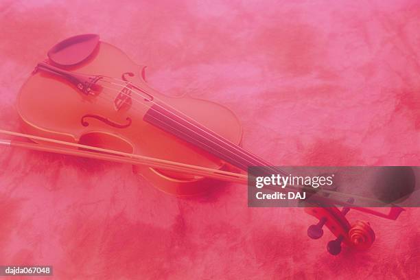 violin and bow - strings section stock pictures, royalty-free photos & images