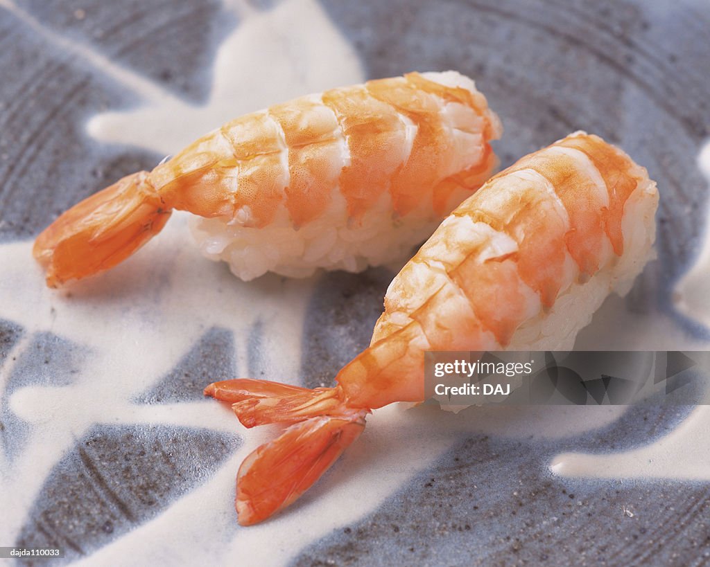 Ebi, hand-shaped sushi