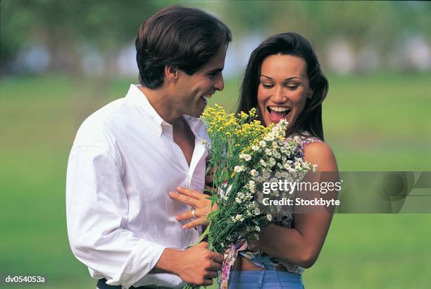 hispanic couple in countryside - presents season 2 of kingdom at the 2015 tca summer press tour stockfoto's en -beelden