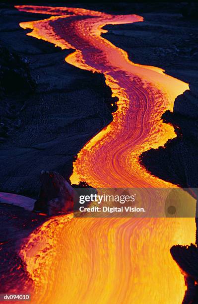 river of lava - lava imagens e fotografias de stock