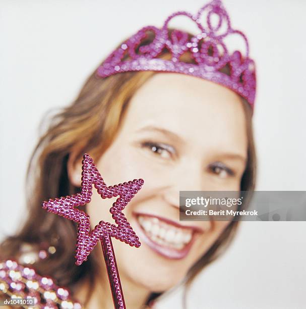 headshot of a woman dressed as a princess and holding a wand - 25th anniversary screening cast reunion of the princess bride 50th new york film festival stockfoto's en -beelden
