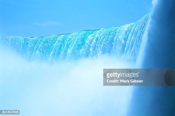horseshoe falls, niagara falls, ontario, canada - gibson stock pictures, royalty-free photos & images