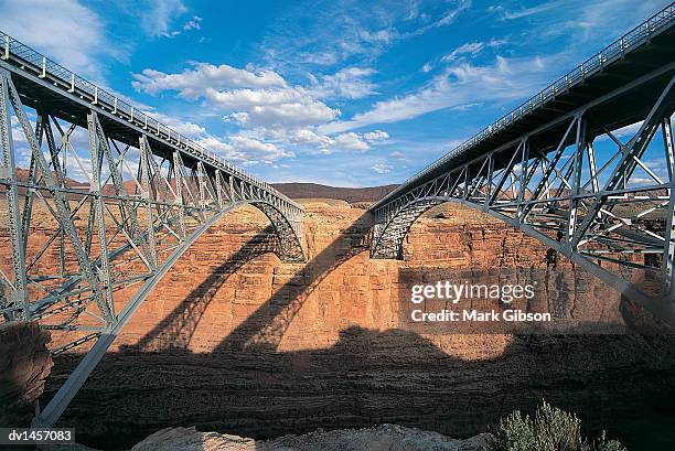 old and new navajo bridges in marble canyon, arizona - marble - fotografias e filmes do acervo