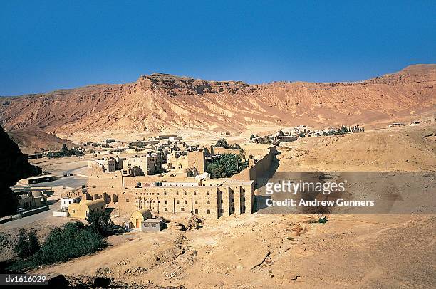 st paul monastery, egypt - st paul imagens e fotografias de stock